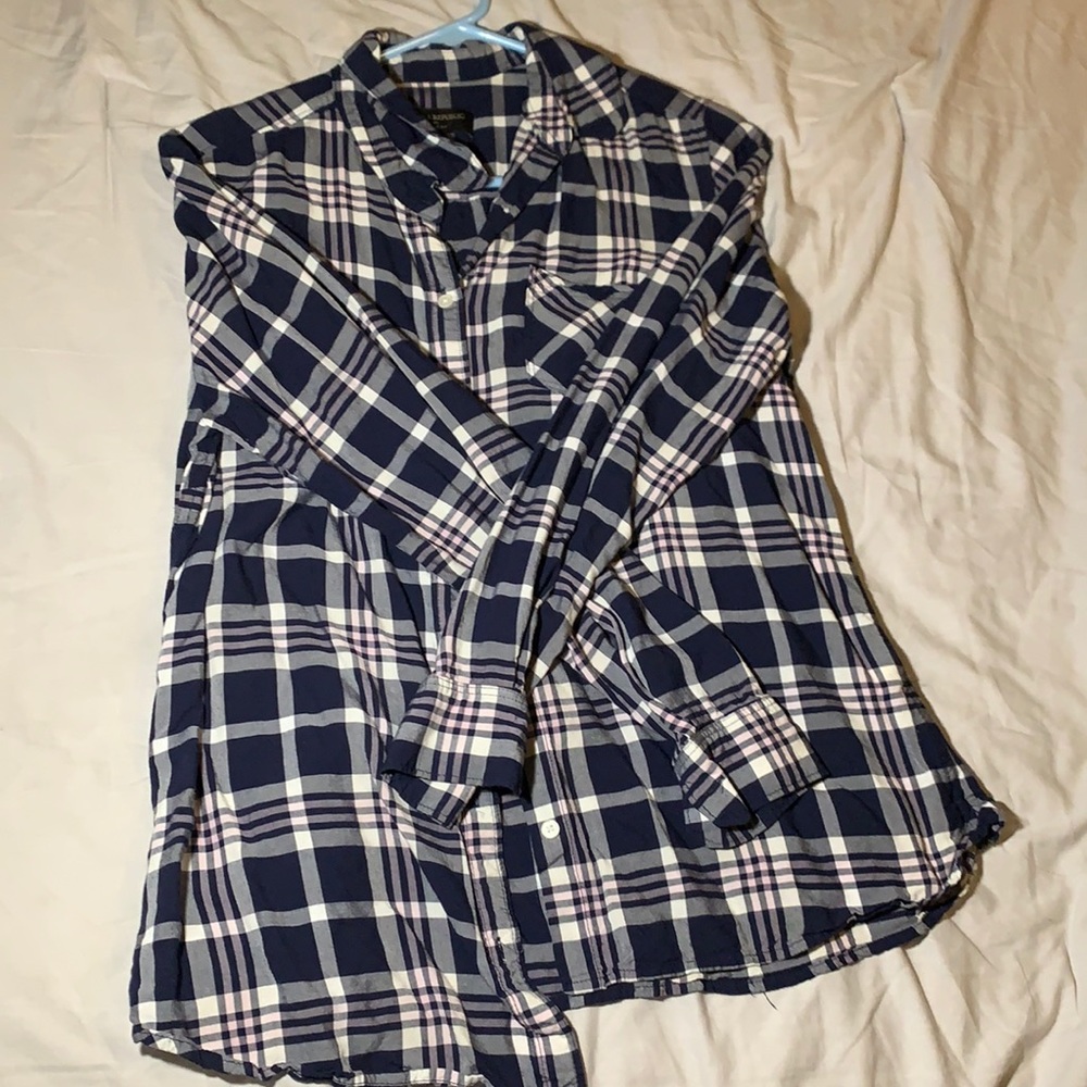 Banana Republic Classic Fit Button Up